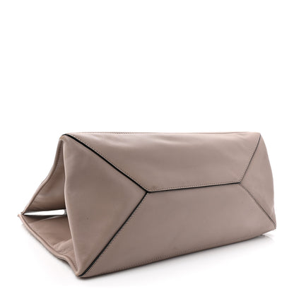 Valentino Garavani Nappa Medium Rockstud Soft Tote Soft Noisette 4 of 21