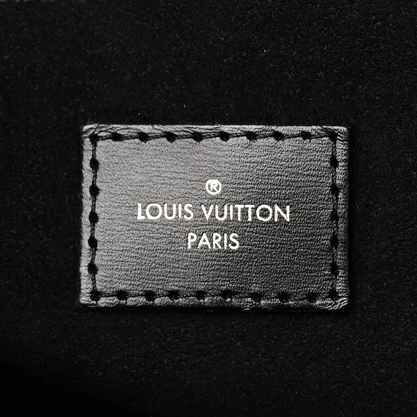 Reverse Monogram Pochette Metis