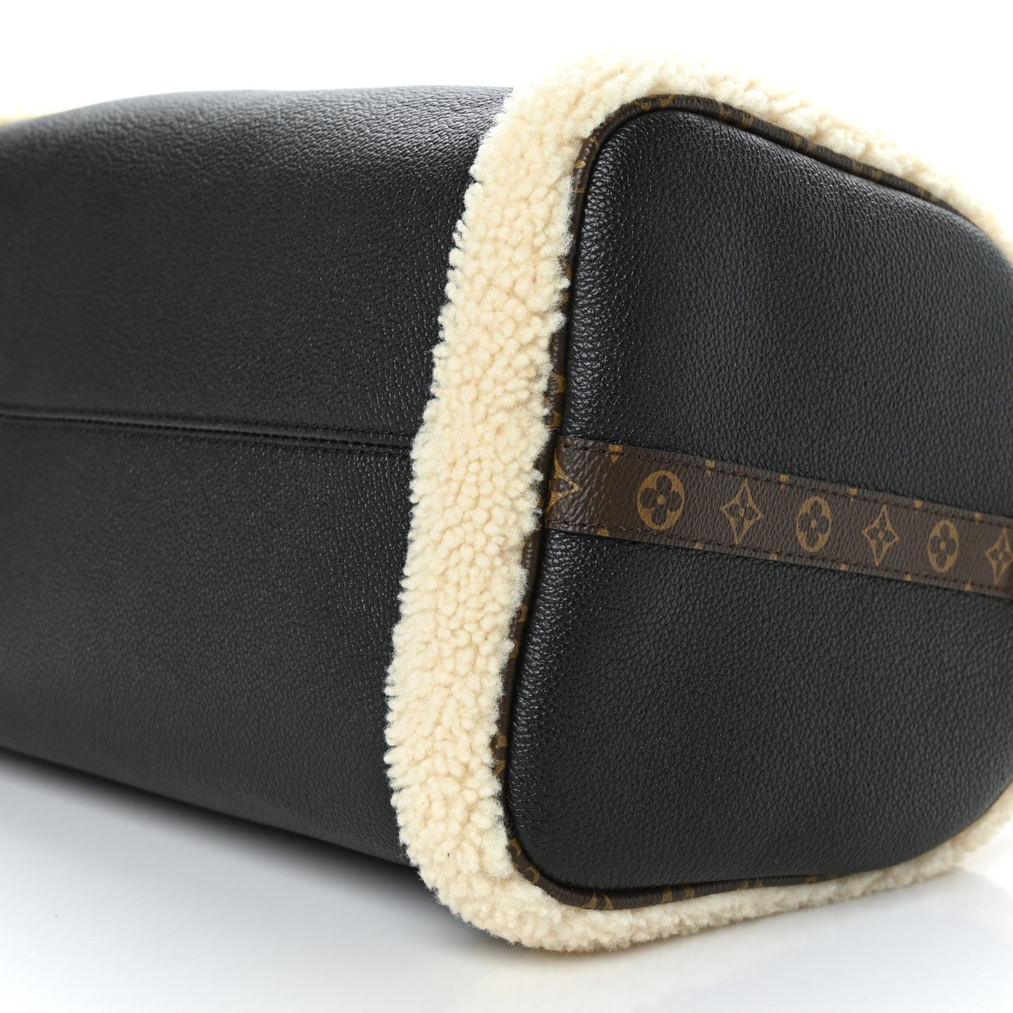 Calfskin Monogram Teddy Speedy Bandouliere 30 Black