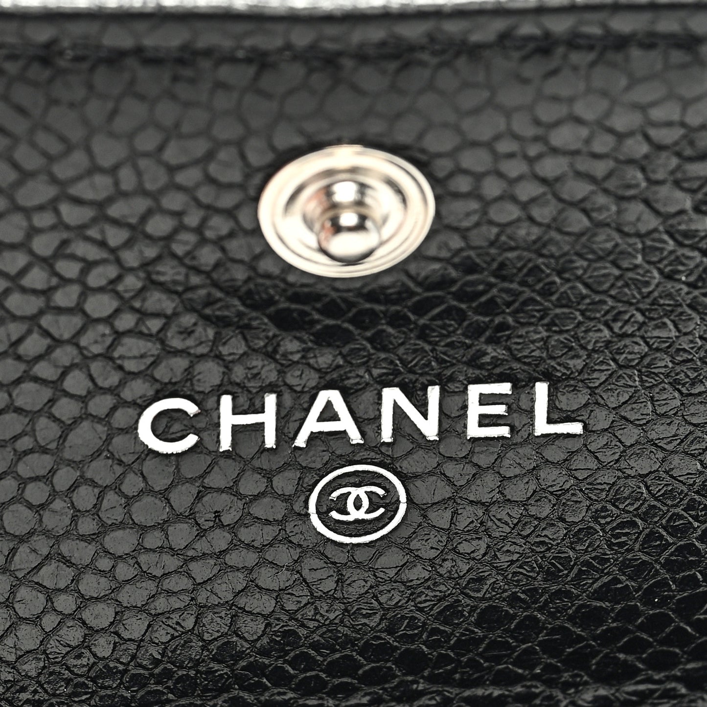 Caviar Quilted Incognito Flap Card Holder Black
