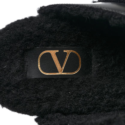 Valentino Garavani Calfskin Shearling Roman Stud River Slippers 40 Black 6 of 7
