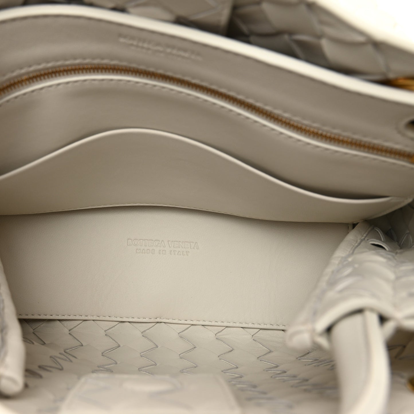 Nappa Intrecciato Small Andiamo Shoulder Bag White