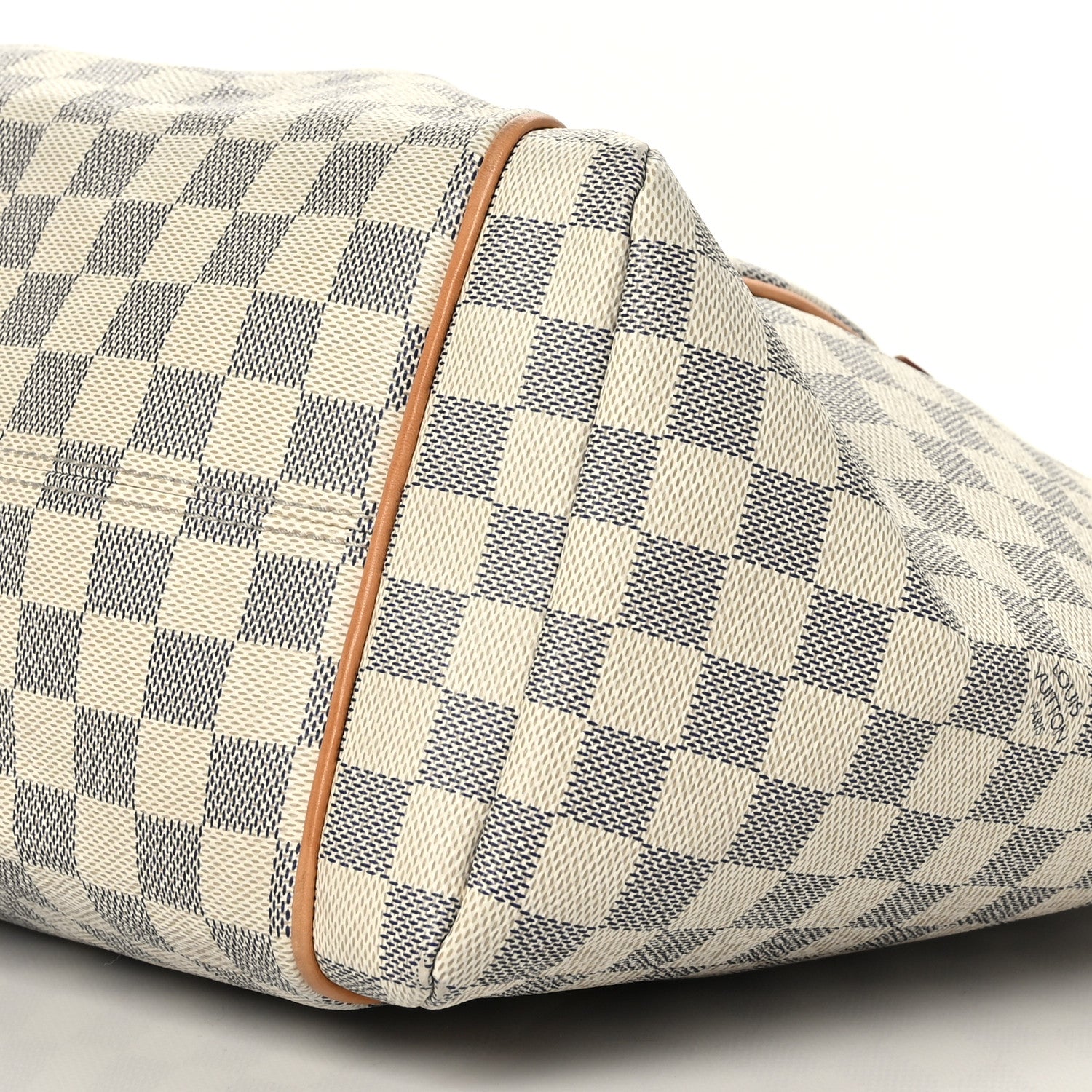 Louis Vuitton Damier Azur Totally MM 8 of 9