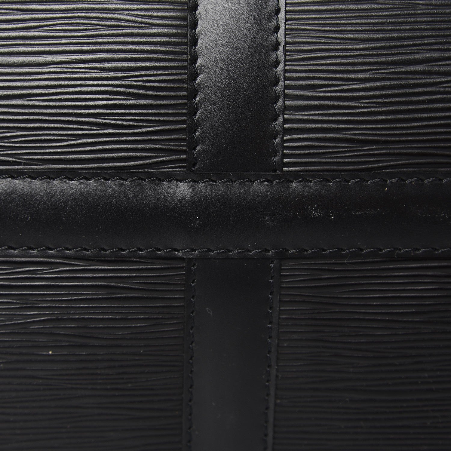 Louis Vuitton Epi Keepall 50 Black 10 of 16