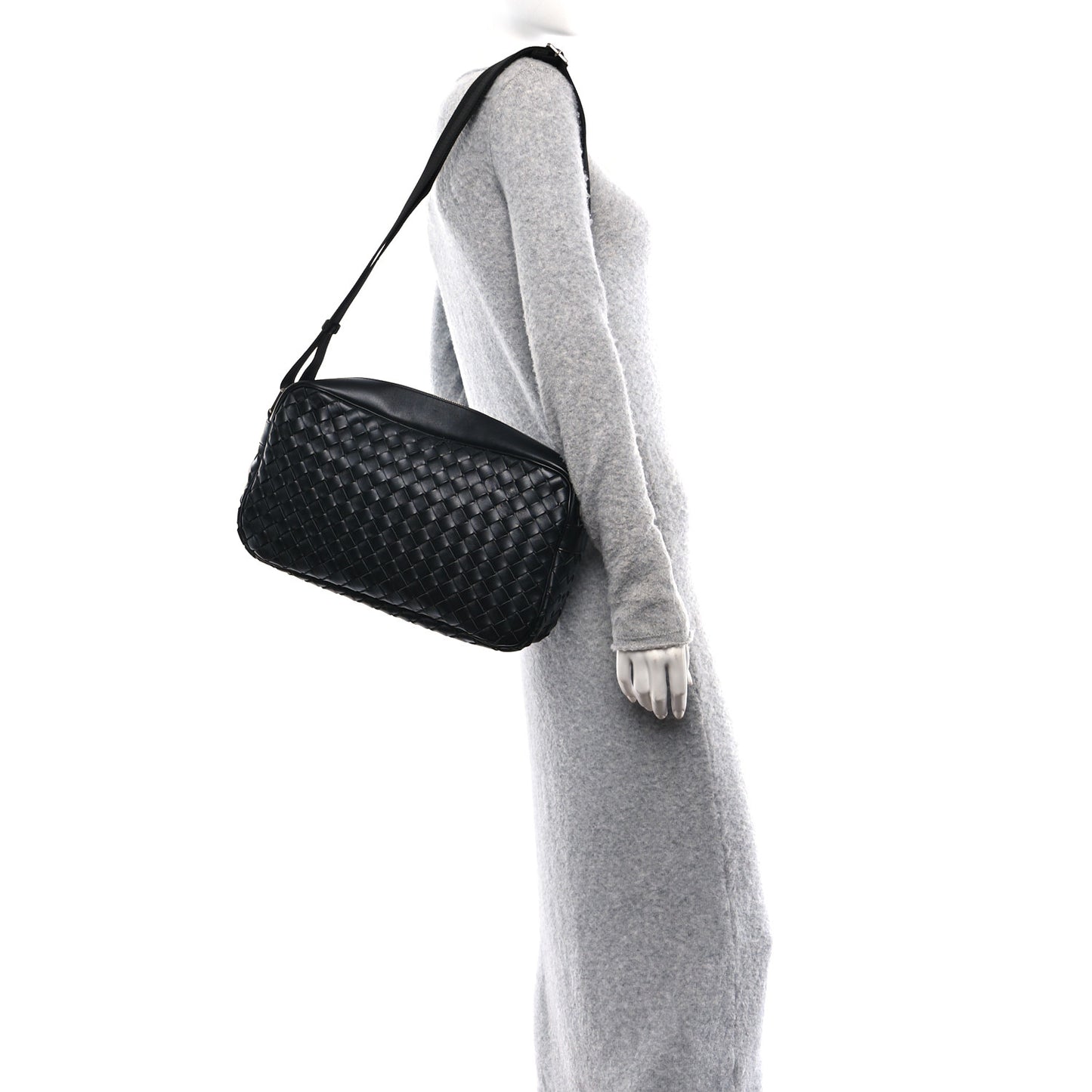 Calfskin Intrecciato Messenger Bag Black