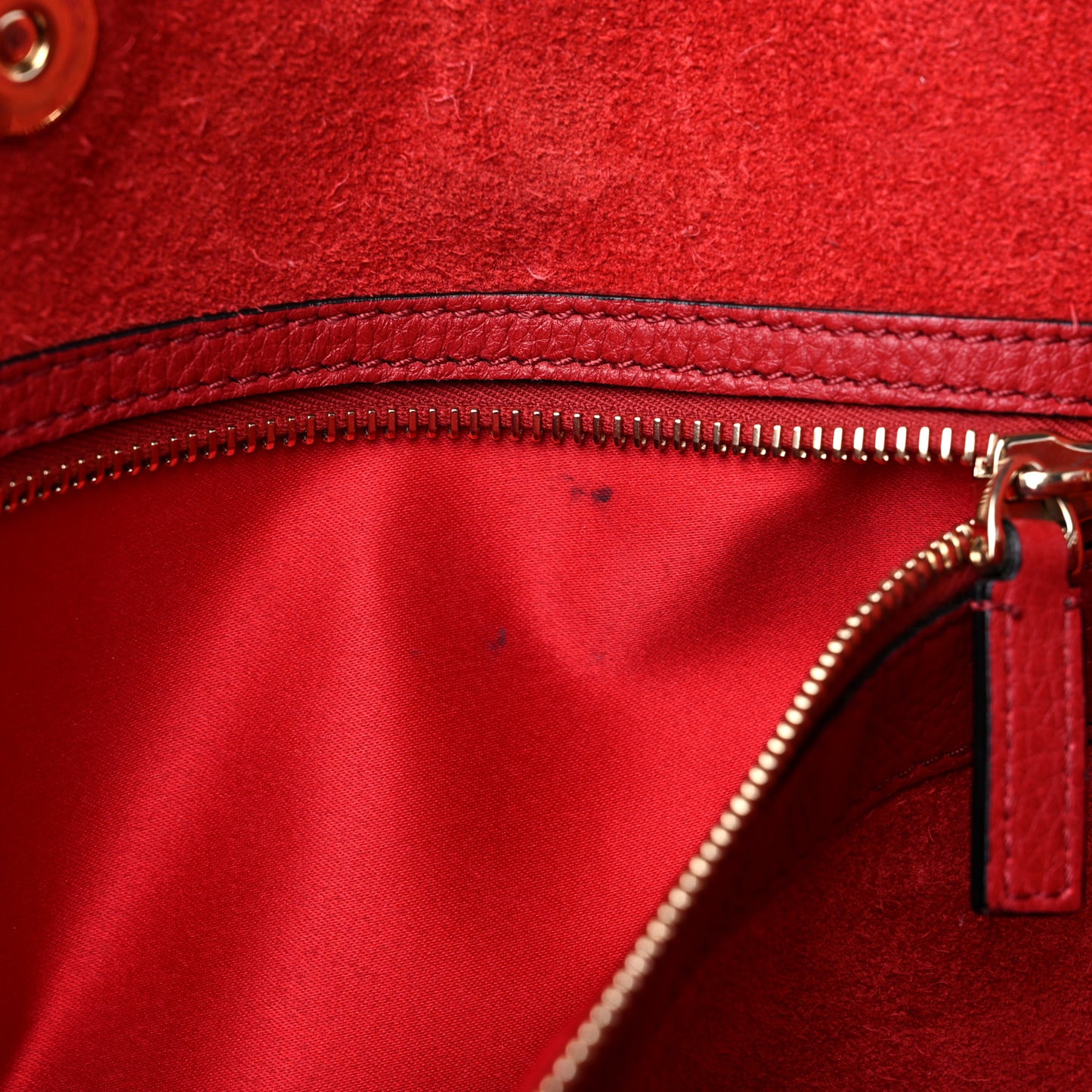 Grained Calfskin Rockstud Shoulder Tote Rosso Valentino