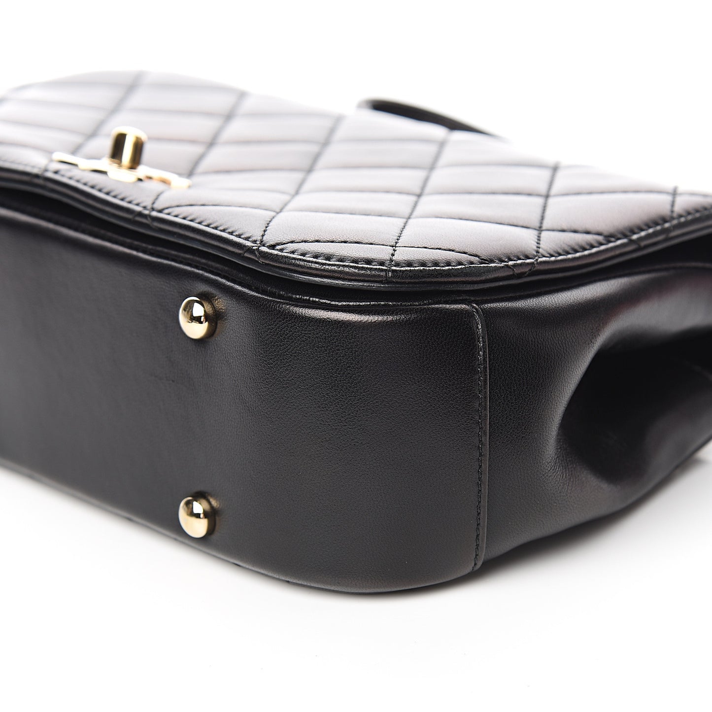 Lambskin Small Carry Chic Flap Black