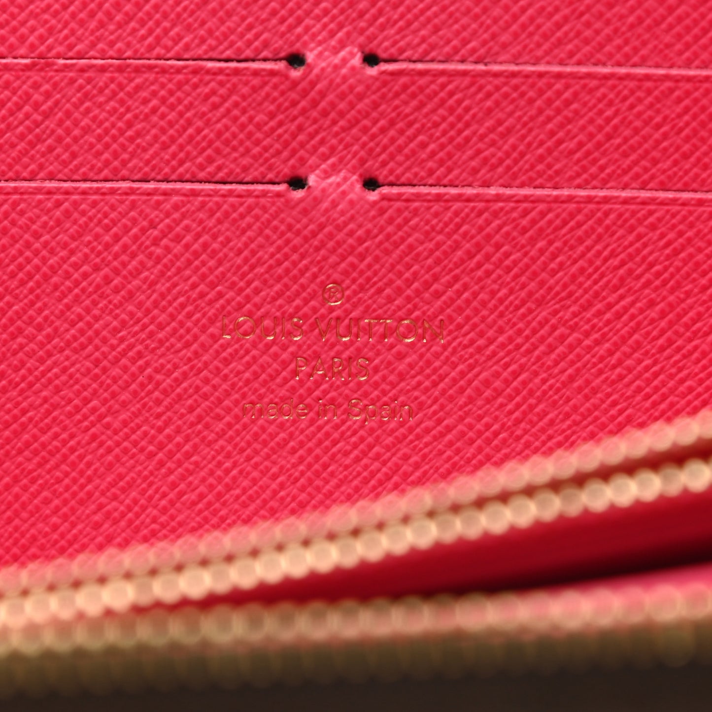 Monogram V Zippy Wallet Grenade