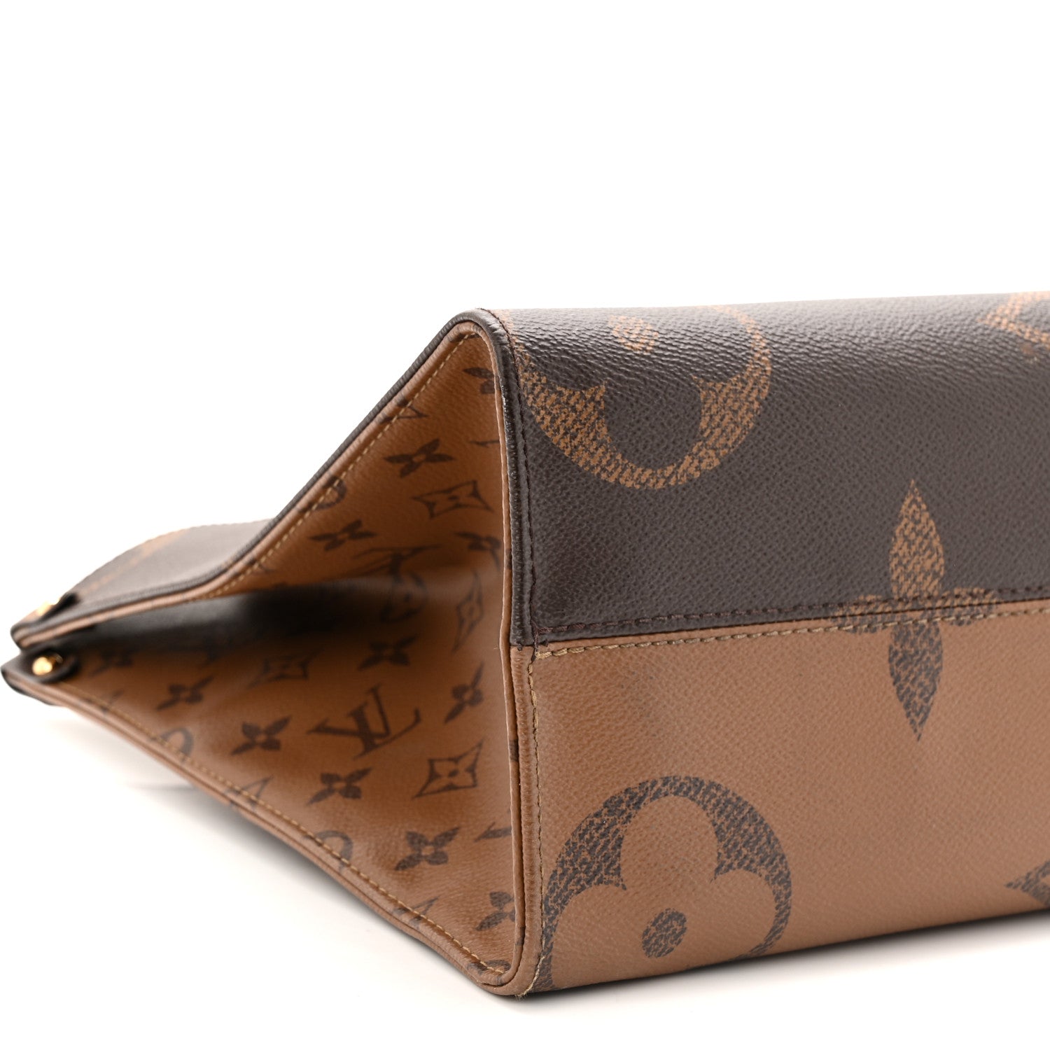 Louis Vuitton Reverse Monogram Giant Onthego MM 8 of 9