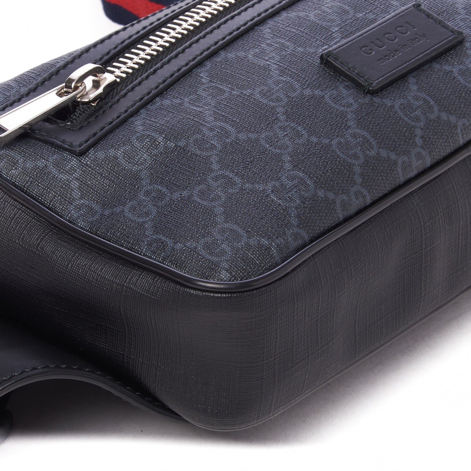 Gucci Soft GG Supreme Monogram Web Belt Bag Black Grey 5 of 8