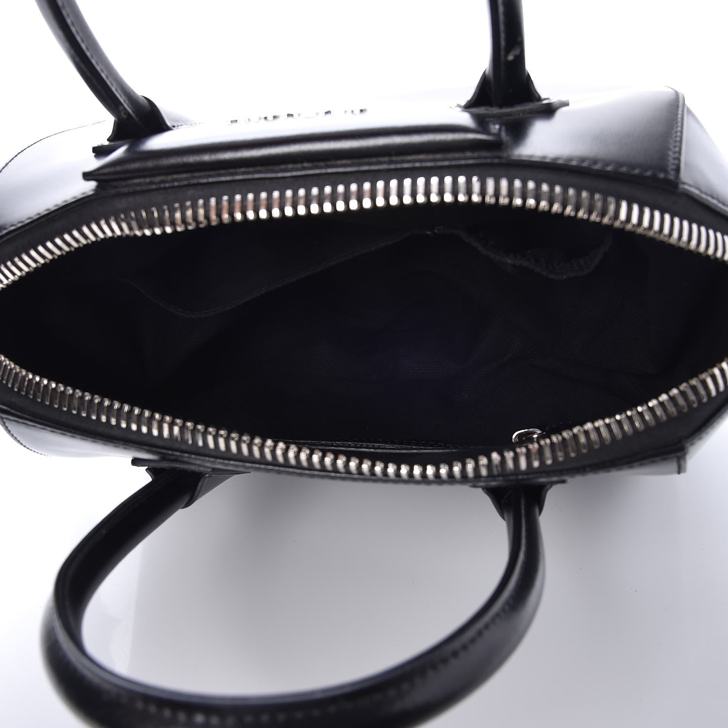 Givenchy Shiny Lord Calfskin Medium Antigona Black 5 of 7