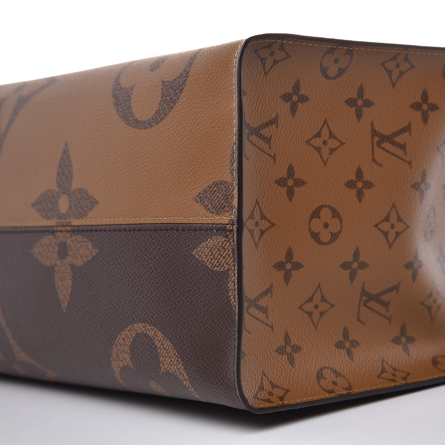Louis Vuitton Reverse Monogram Giant Onthego GM 9 of 10