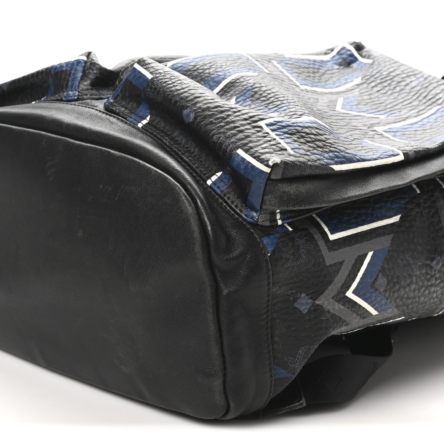 Visetos Chevron Stripe Buckle Backpack Black