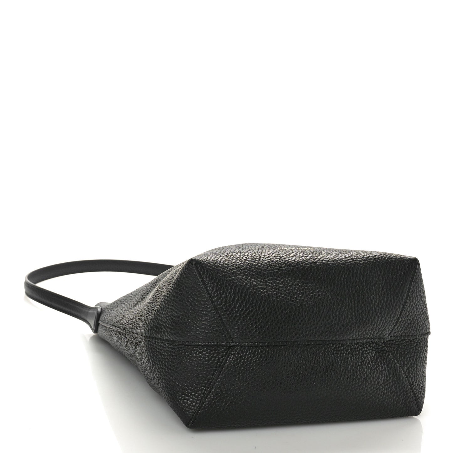 Pebbled Calfskin Everyday Cabas Black