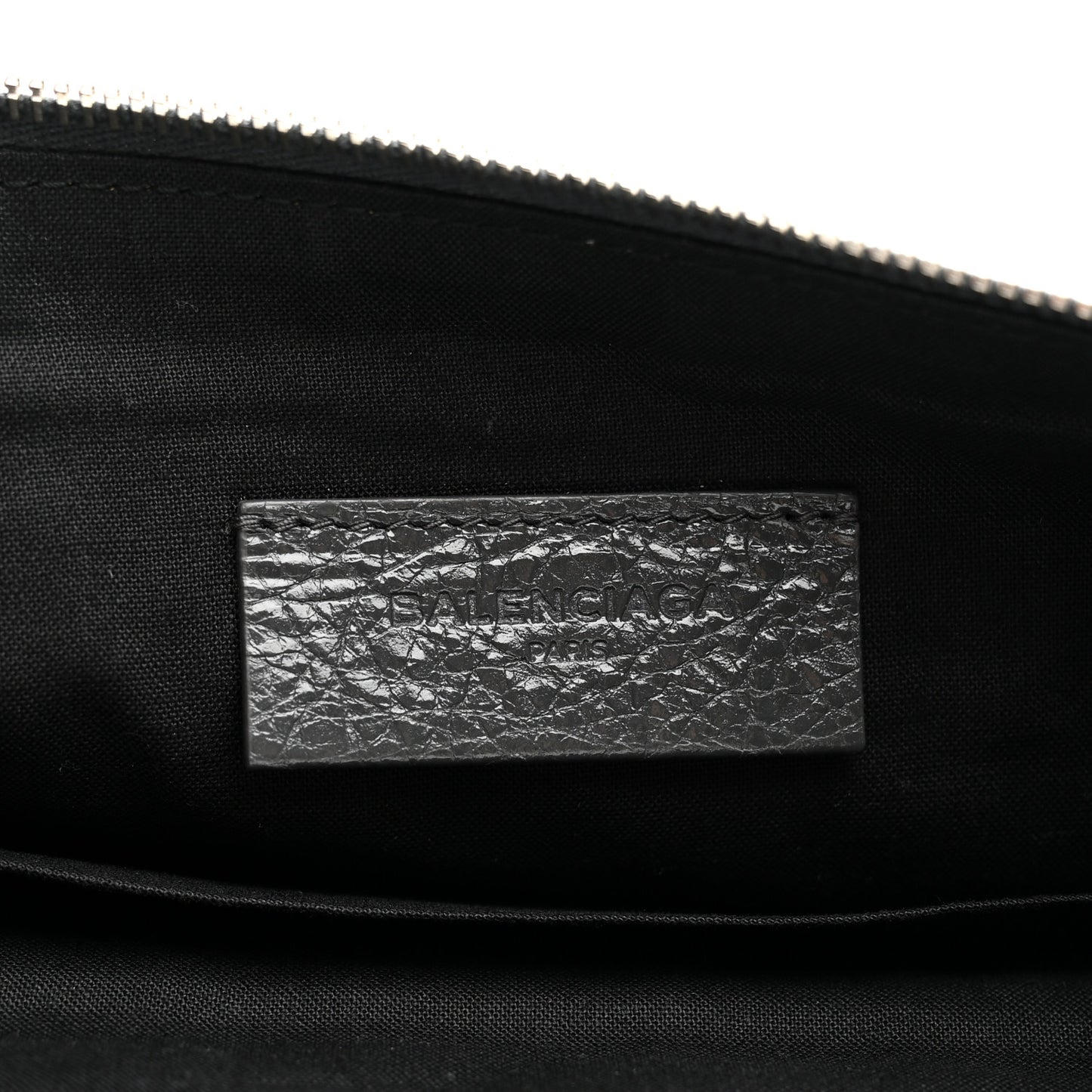 Agneau Classic Hardware Small Pouch Gris Fossile