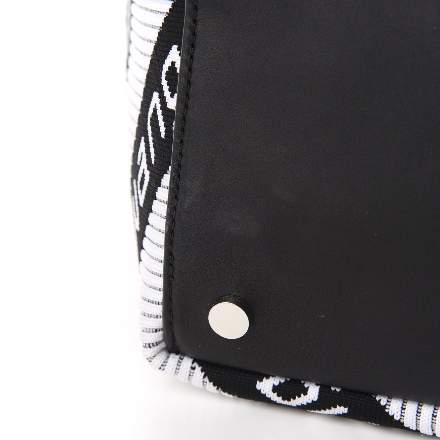 Knit Jacquard Diagonal Logo Roxy Tote White Black
