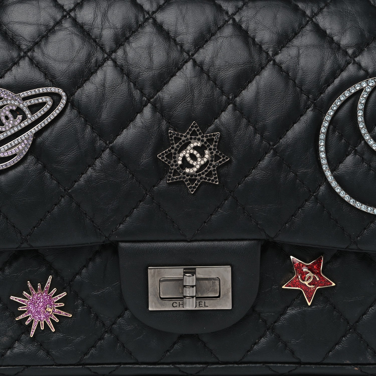 Chanel Aged Calfskin Space Charms 2.55 Reissue 225 Flap Black 7 of 17