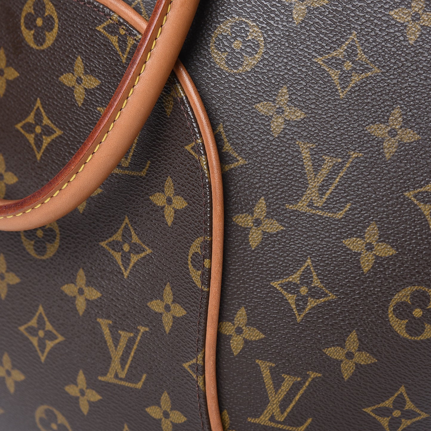 Monogram Ellipse MM