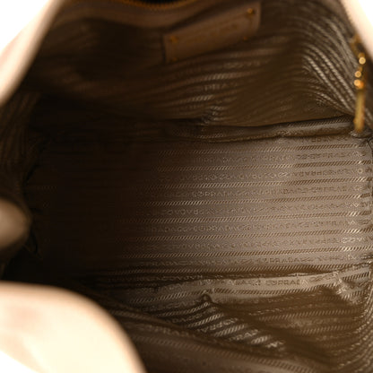 Prada Vitello Daino Hobo Sabbia 5 of 11