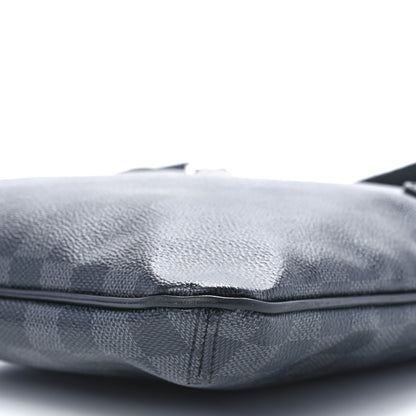 Louis Vuitton Damier Graphite Thomas 12 of 13