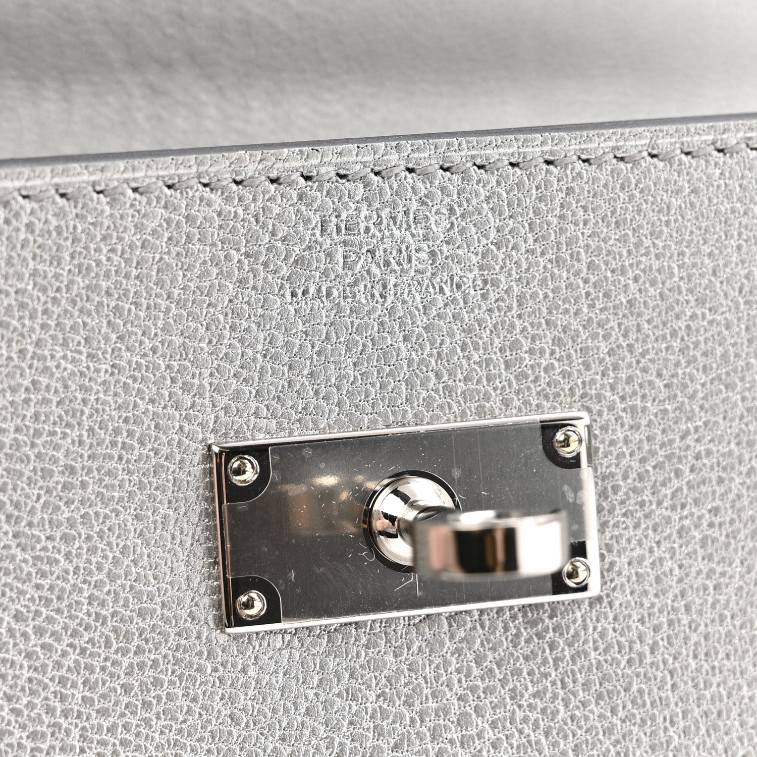 Hermes Metallic Chevre Chamkilight Kelly Wallet To Go Argent 7 of 11