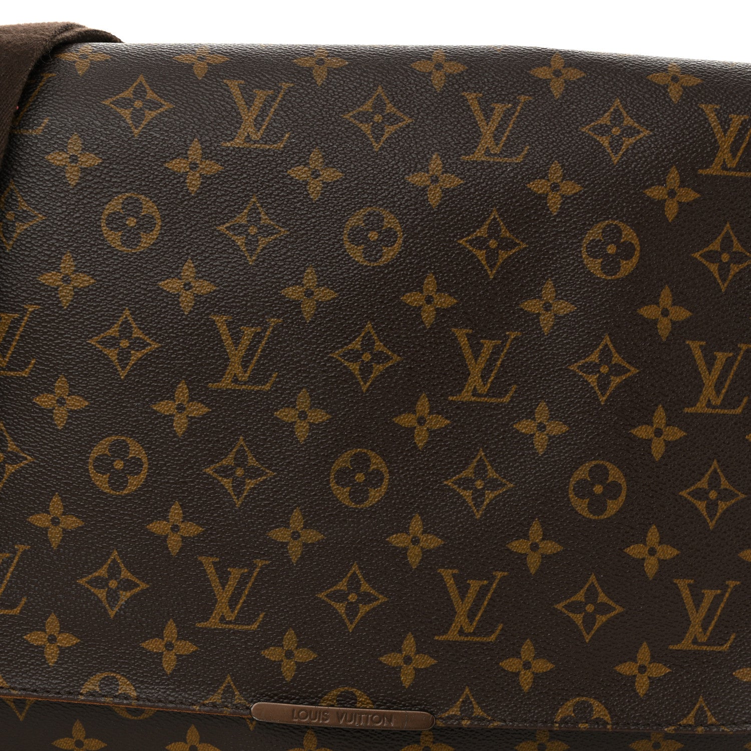 Louis Vuitton Monogram Beaubourg MM Messenger Bag 7 of 13