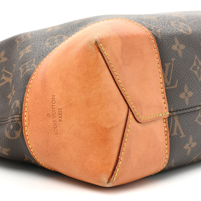 Louis Vuitton Monogram Berri MM 8 of 17