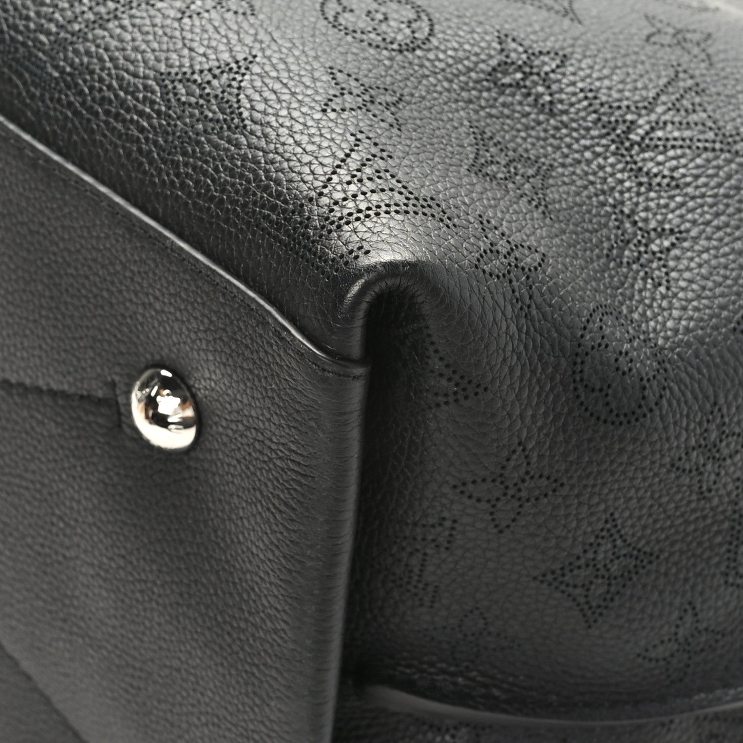 Louis Vuitton Mahina Carmel Hobo Black 10 of 10