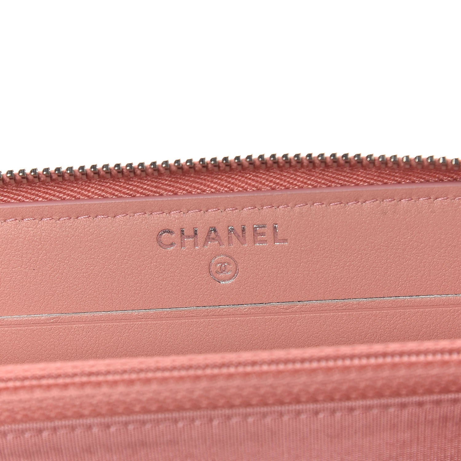 Chanel Lurex Canvas Deauville Medium Zip Around Wallet Pink 6 of 11