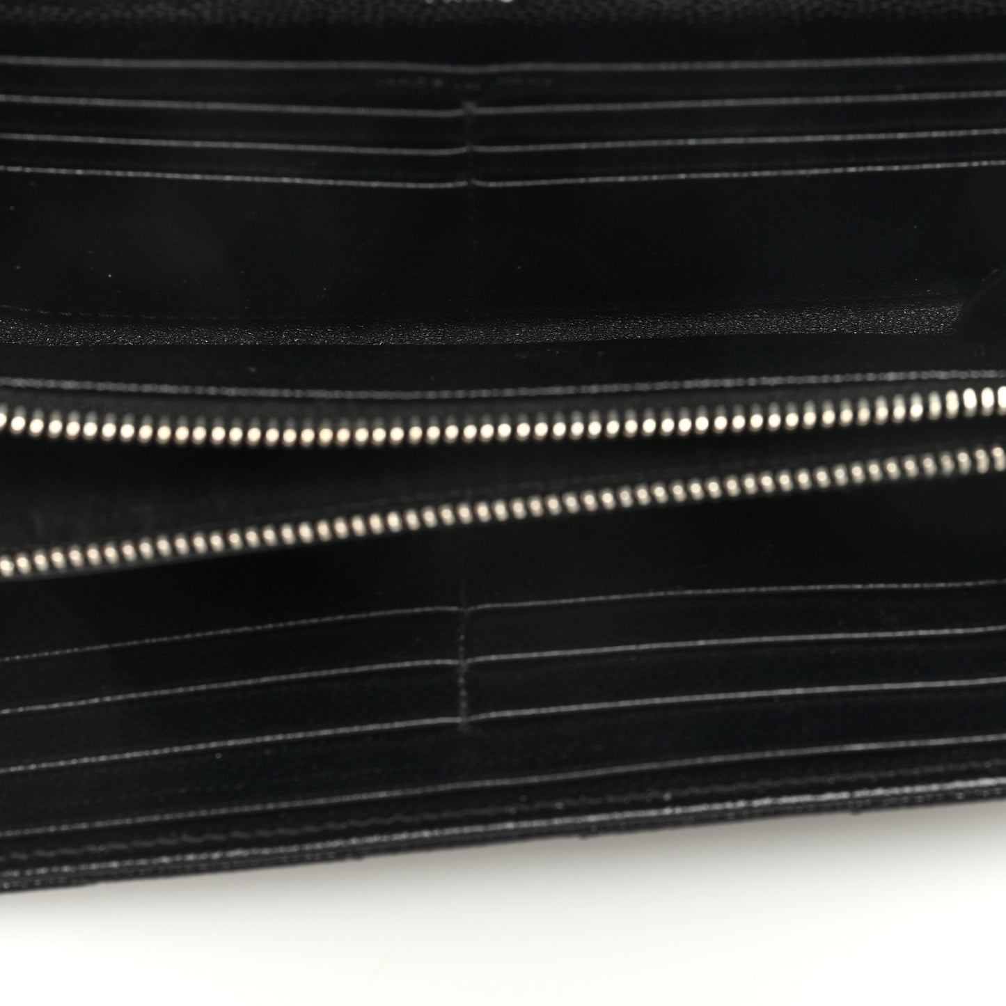 Grain De Poudre Matelasse Chevron Monogram Flap Wallet Black