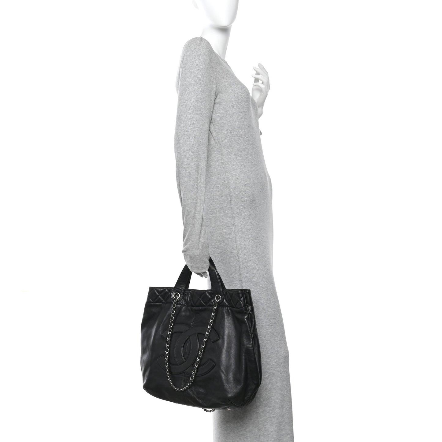 Calfskin Large Trianon Tote Black