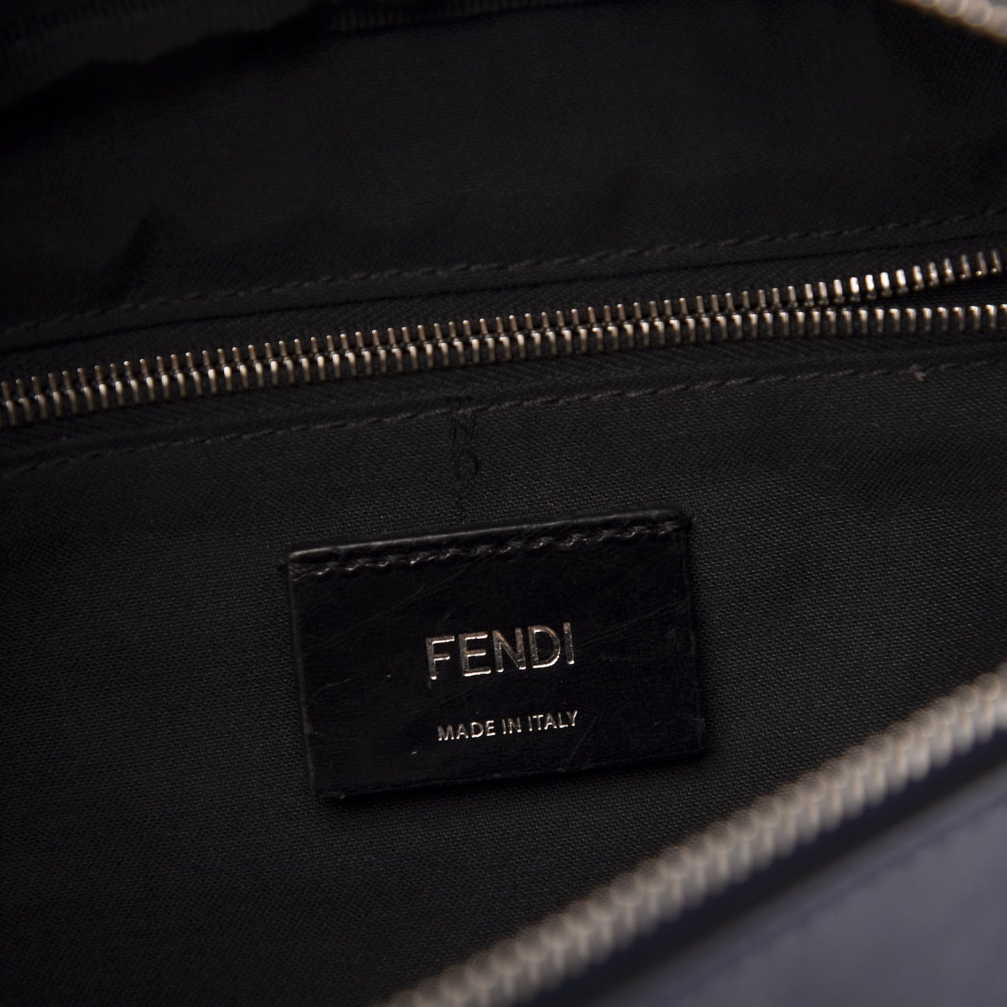 Vitello Grace Light Century Devil Eyes Belt Bag Navy White