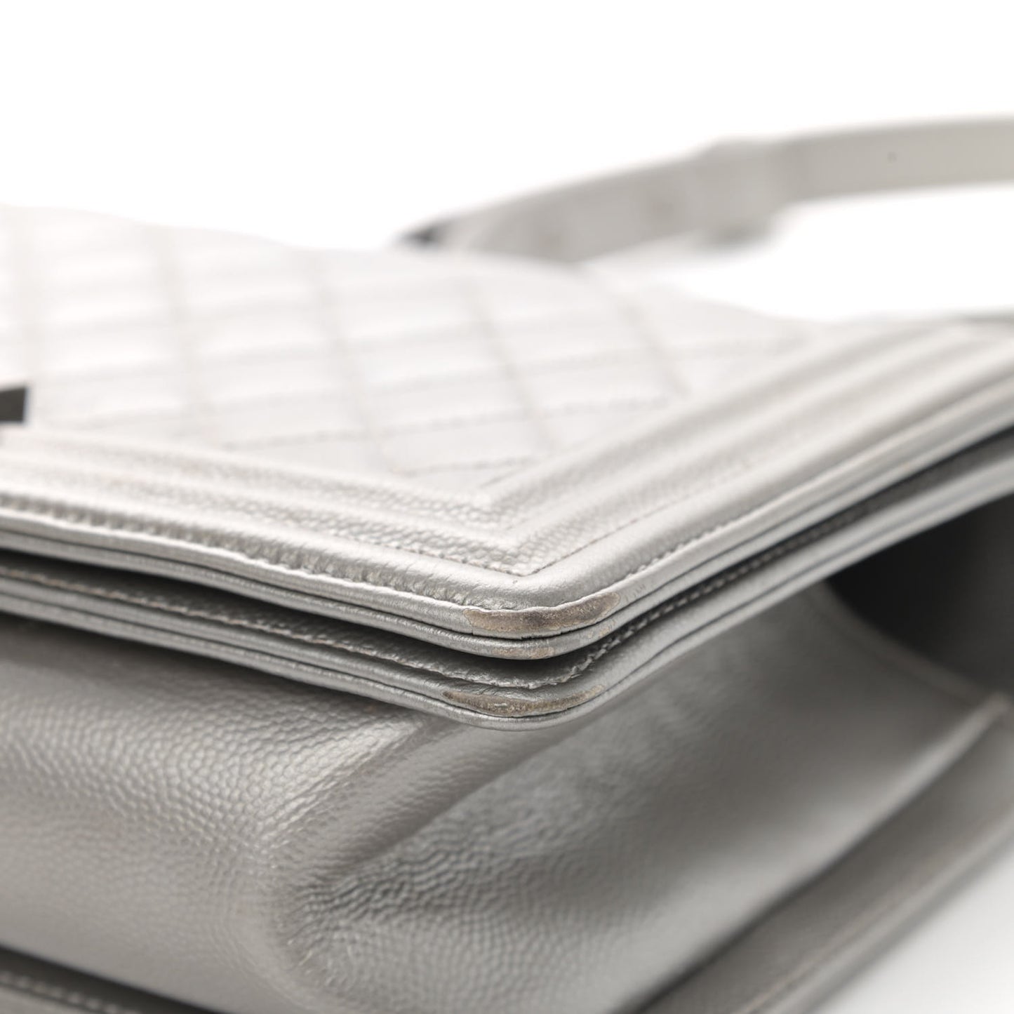 Metallic Caviar Quilted Medium Boy Flap Silver