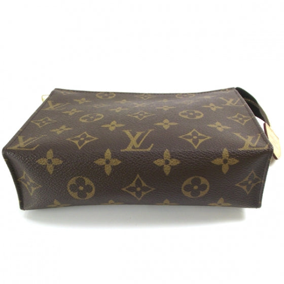Louis Vuitton Monogram Toiletry Pouch 19 4 of 7