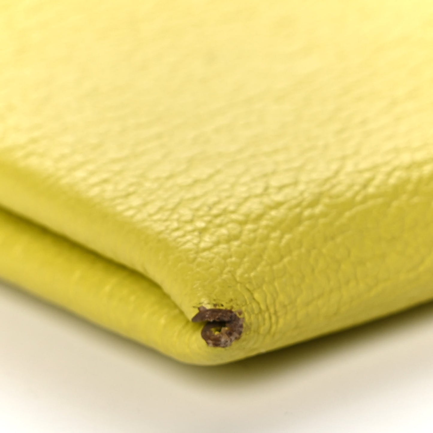 Chevre Mysore Calvi Card Case Lime