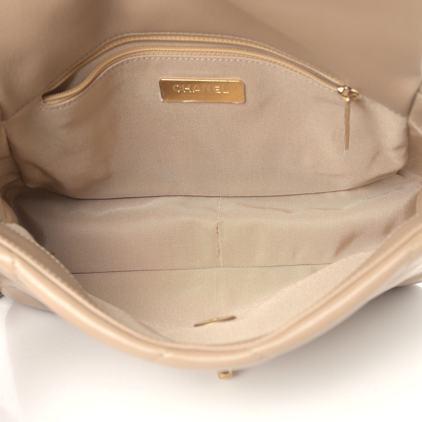 Lambskin Quilted Medium Chanel 19 Flap Dark Beige