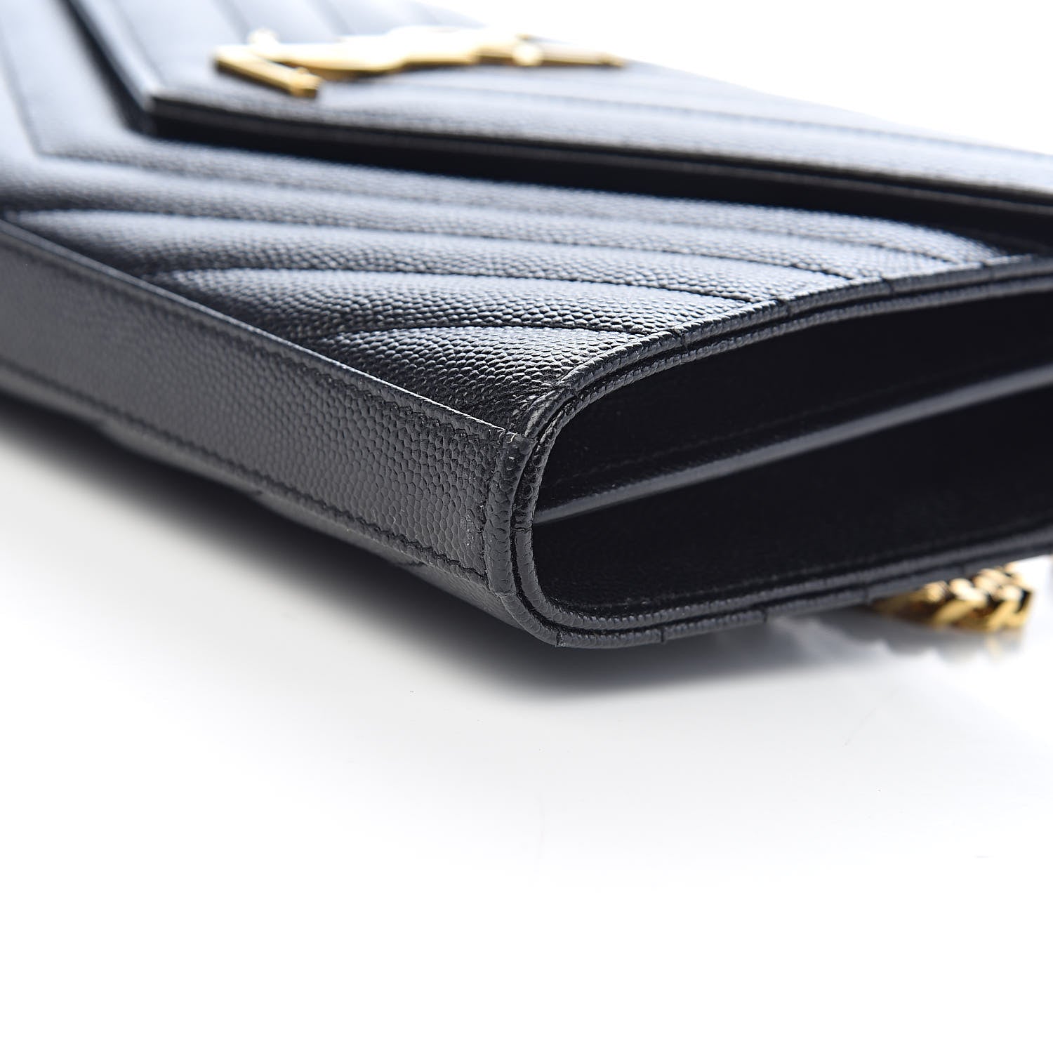 Saint Laurent Grain De Poudre Matelasse Chevron Monogram Chain Wallet Black 9 of 10