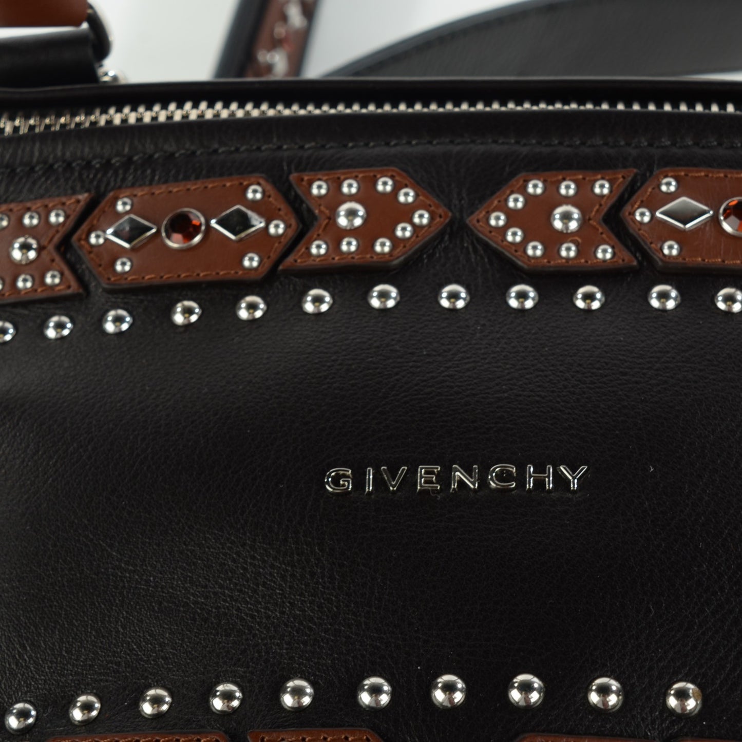 Calfskin Small Studded Pandora Black Brown