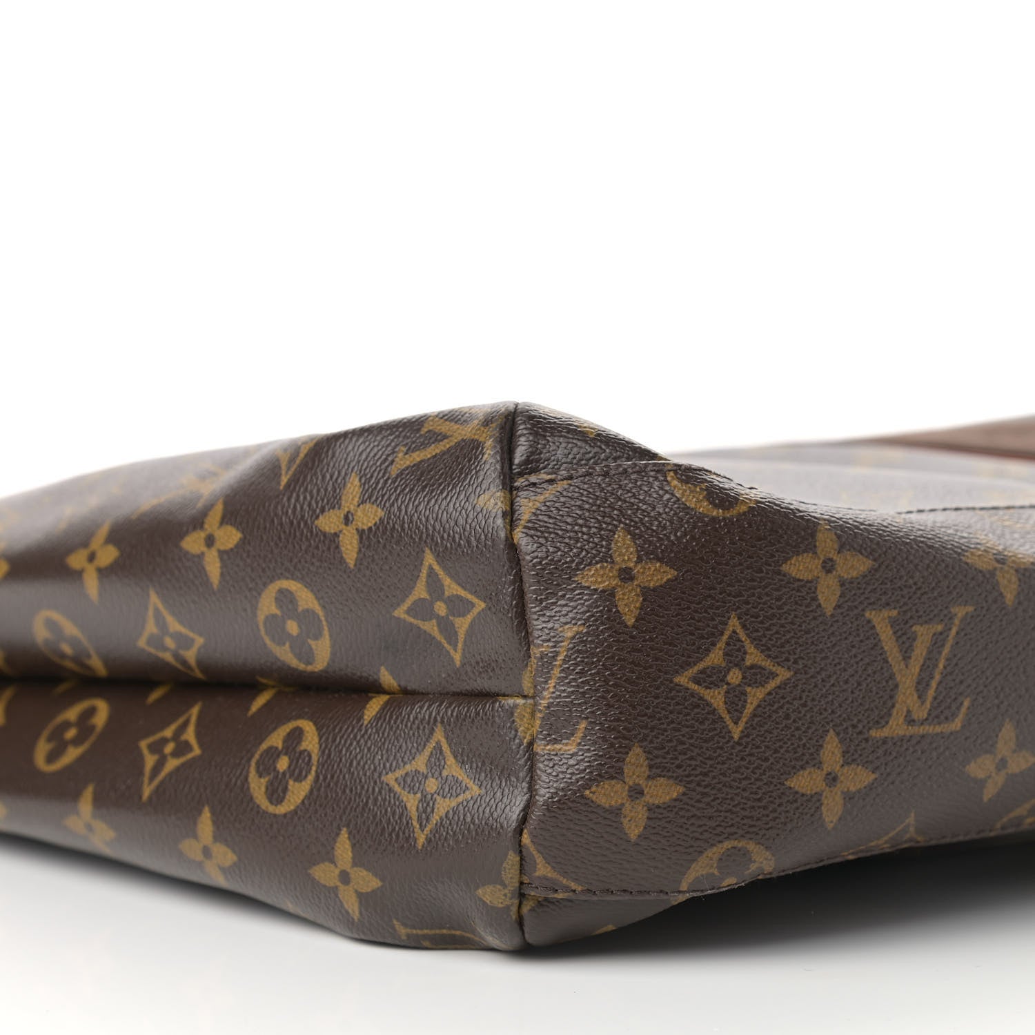 Louis Vuitton Monogram Cabas Beaubourg 8 of 11