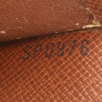 Louis Vuitton Monogram Medium Ring Agenda 7 of 7