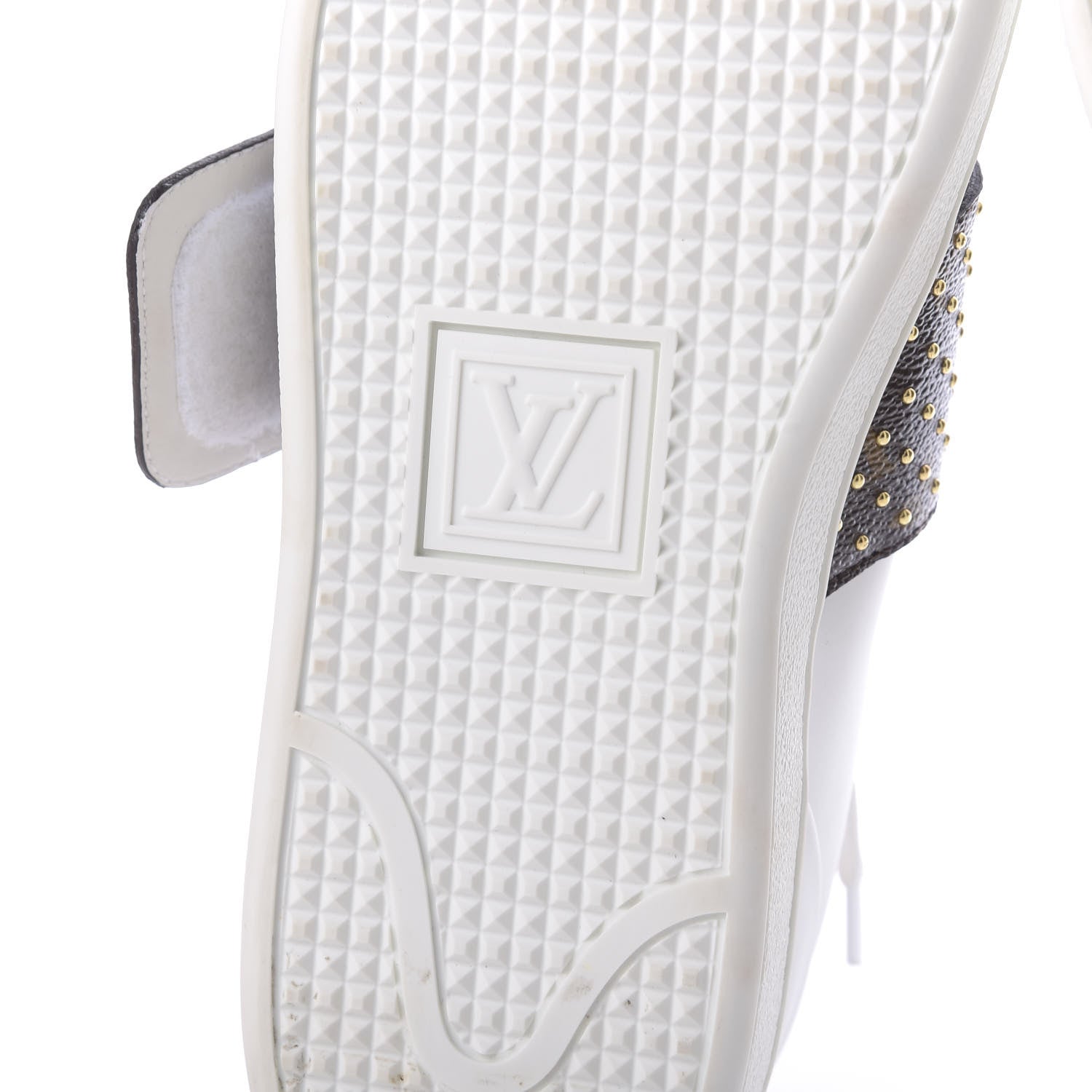 Louis Vuitton Calfskin Monogram Frontrow Sneaker 38.5 White 8 of 10