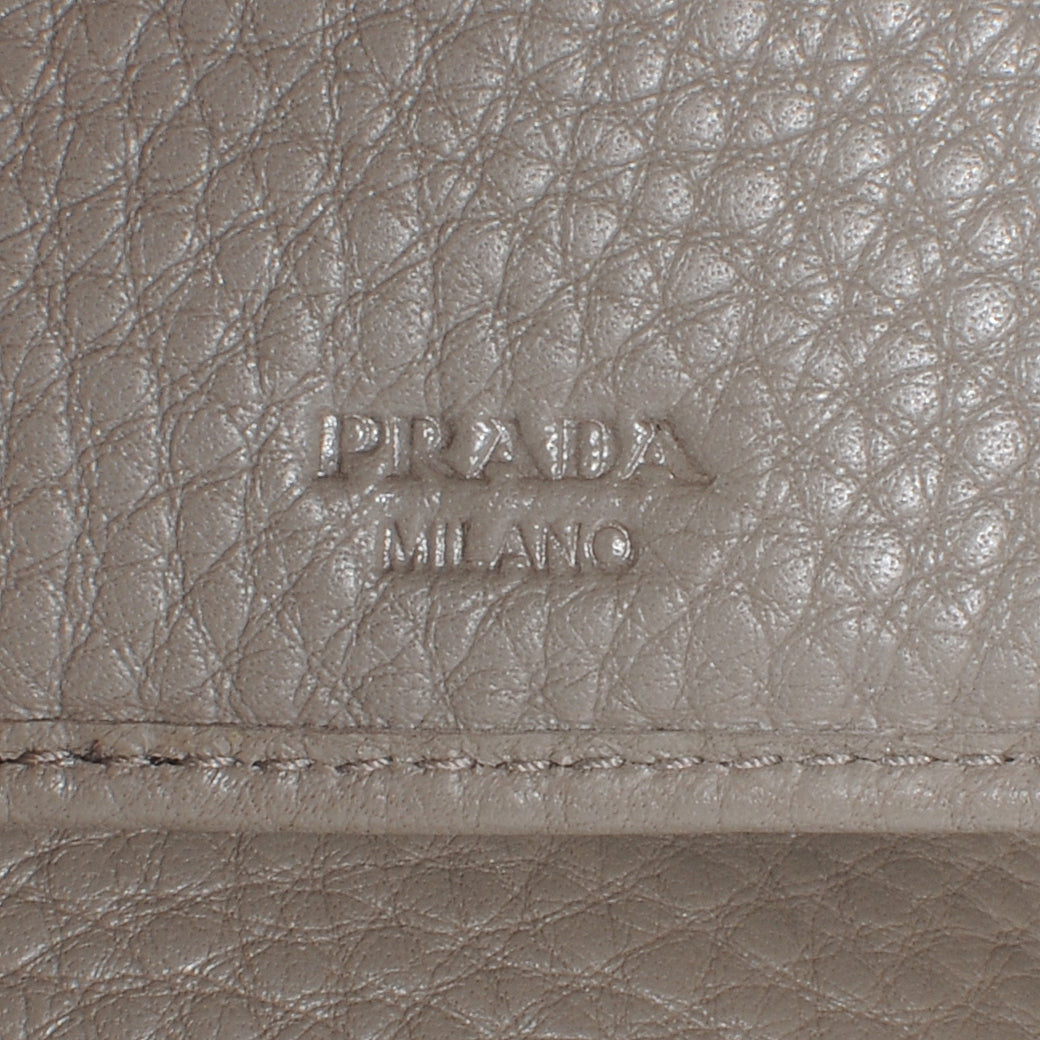 Vitello Daino Compact Wallet Argilla