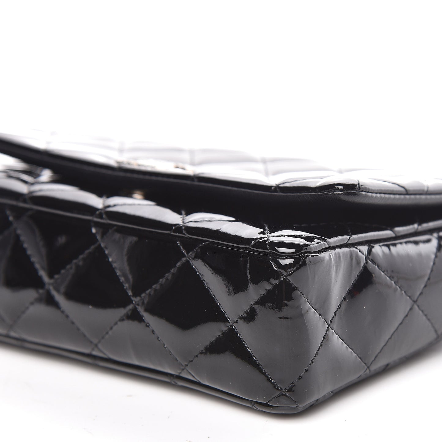 Patent Quilted Brilliant Wallet On Chain WOC Black