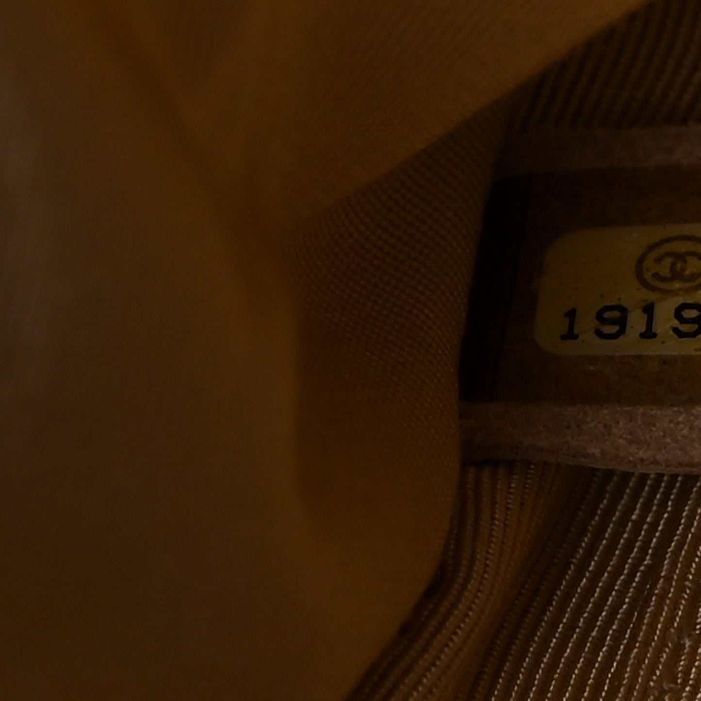 Calfskin Woven Medium Boy Reverso Flap Black