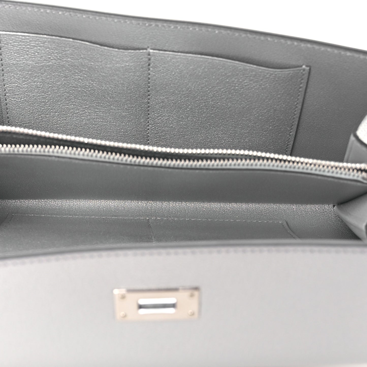 Metallic Chevre Chamkilight Kelly Wallet To Go Argent