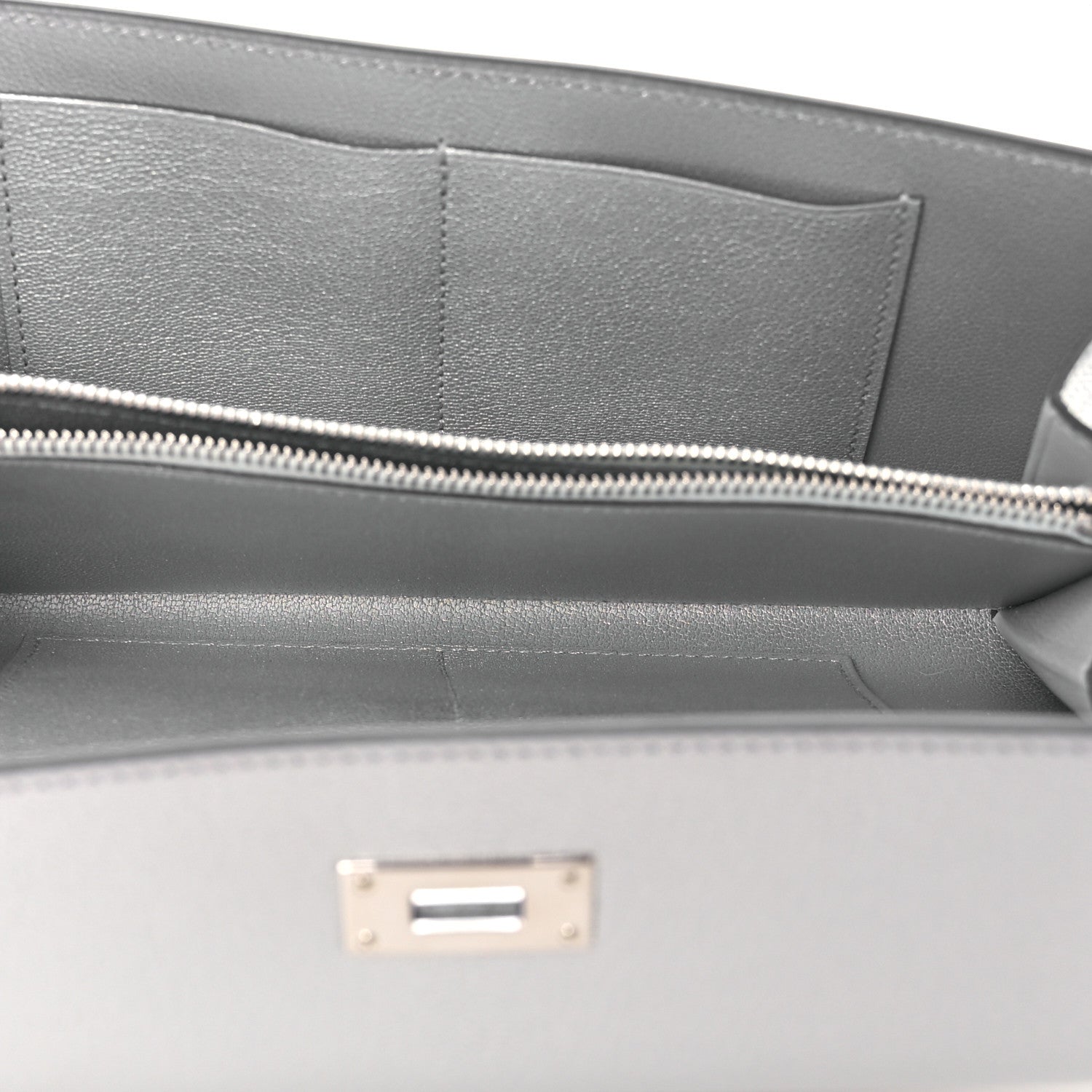 Hermes Metallic Chevre Chamkilight Kelly Wallet To Go Argent 5 of 12