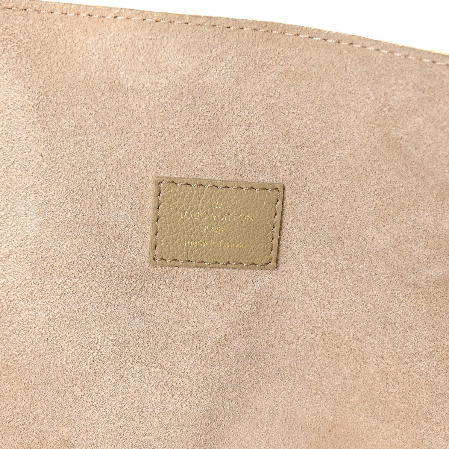 Louis Vuitton Grained Calfskin Low Key Cabas MM Clay 7 of 10