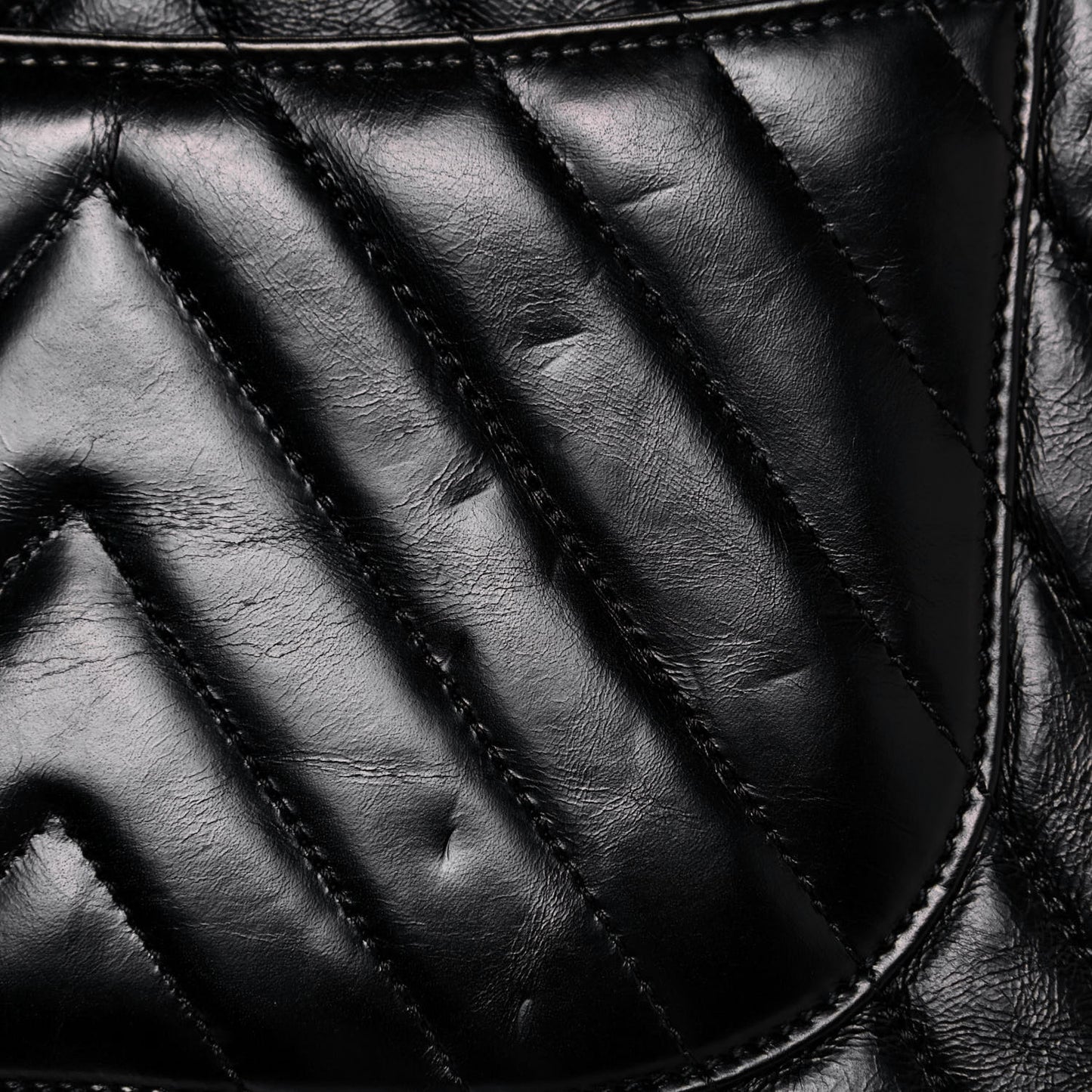 Calfskin Lizard Chevron Quilted Medium Coco Handle Flap Black