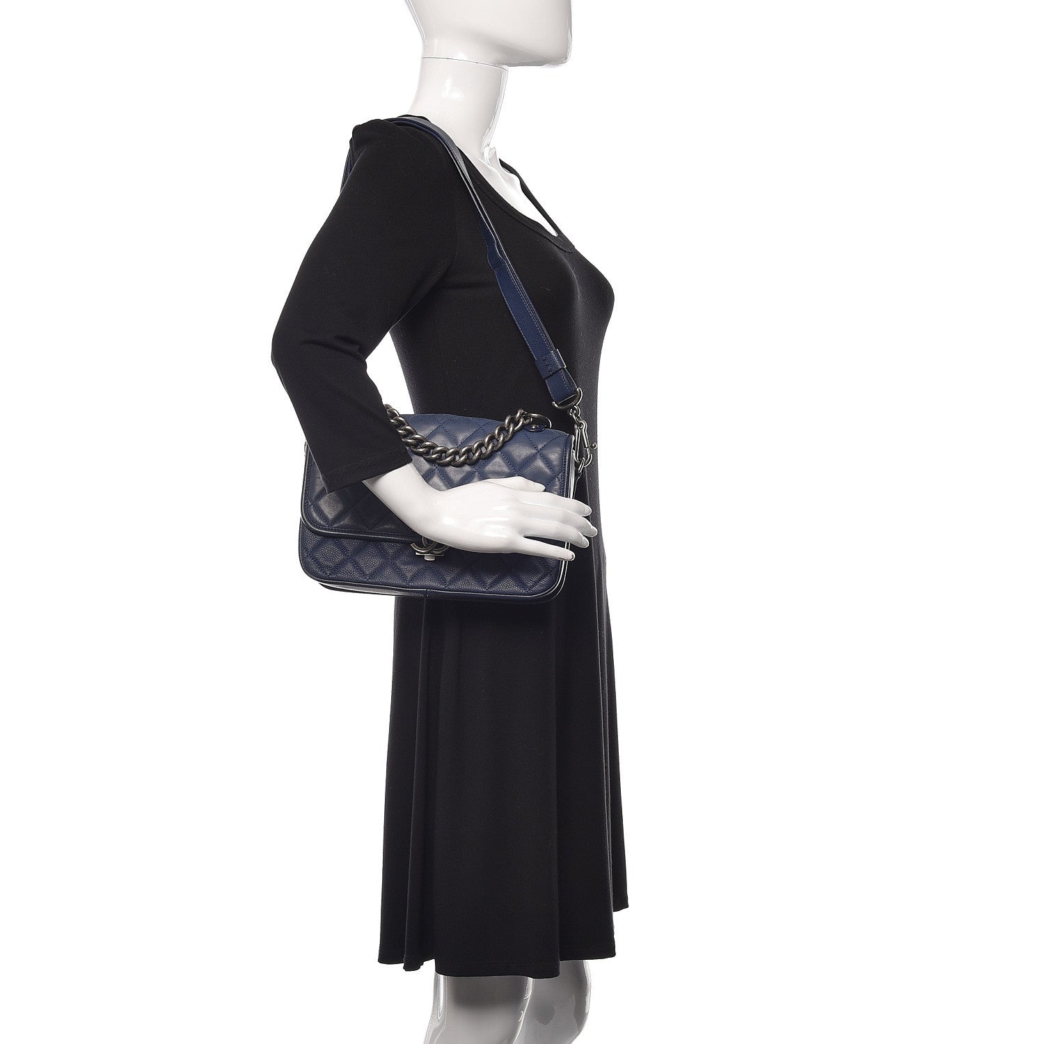 Chanel Caviar Iridescent Calfskin Quilted Medium Daily Carry Messenger Navy 2 of 16
