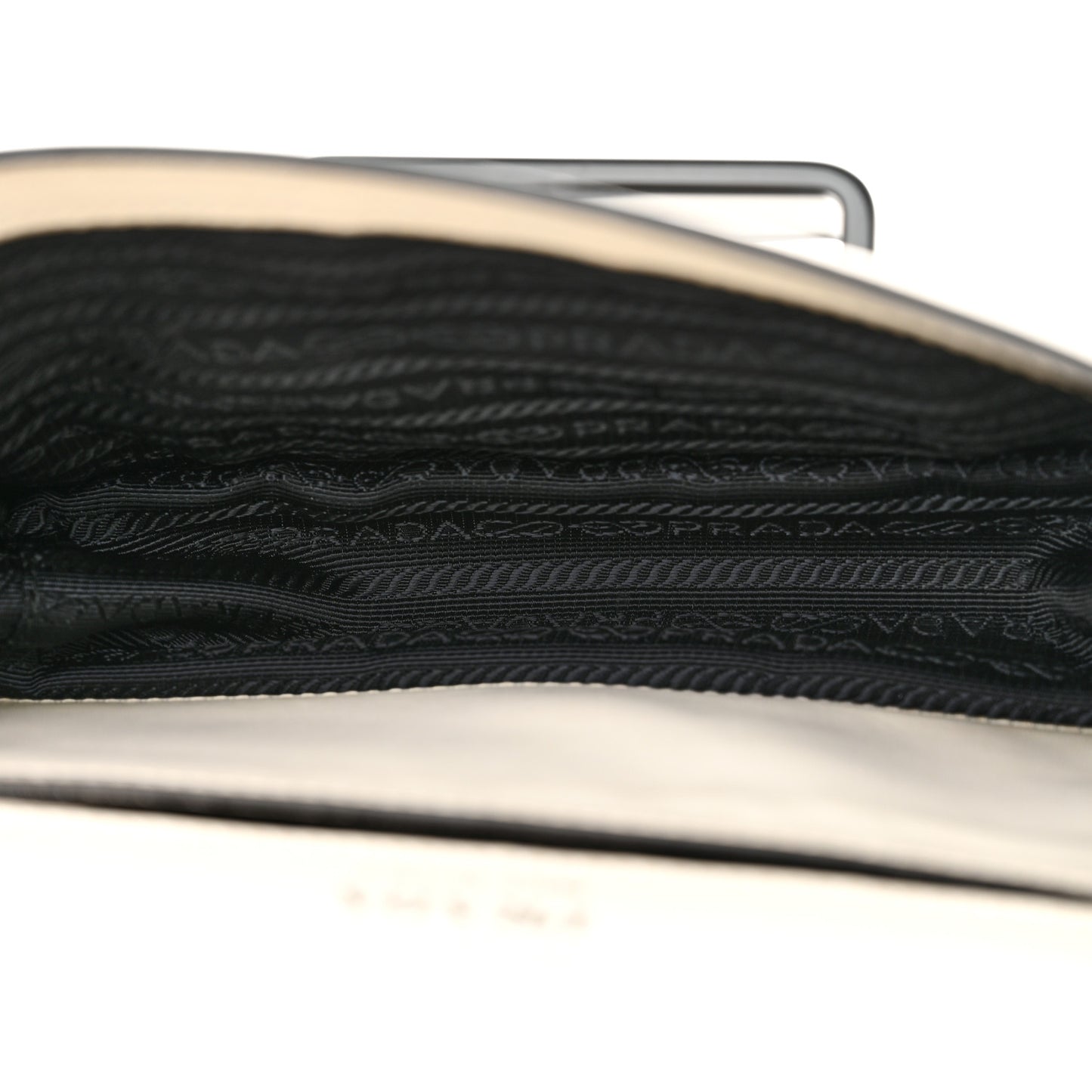 City Calf Plex Ribbon Bag White Black